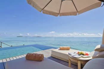 Ayada Maldives - Sunset Family Lagoon Suite with pool
