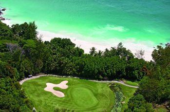 Constance Lemuria - campo da golf